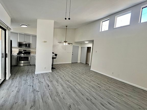 2nd image of 325-333 Richmond St #333-07