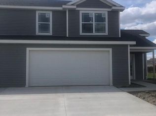 3936 Summer Sage Ct, Champaign, IL 61822