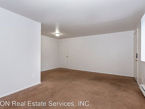 4th image of 928 N 200th St #9462775