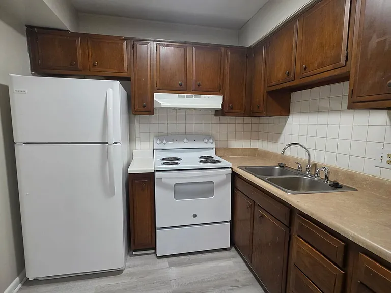 737 Townside Rd SW #40 — Photo 14