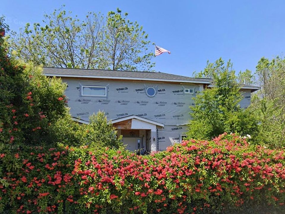 1st image of 554 Hampton Road