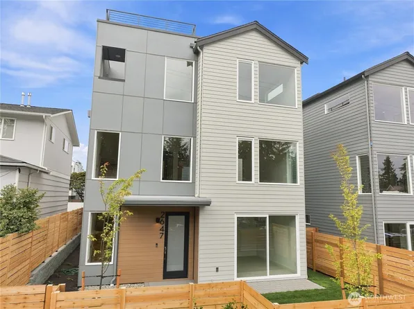 2647 Walnut Avenue SW, Seattle, WA 98116