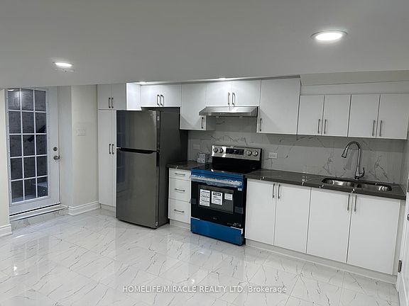 2nd image of 20 Arran Cres