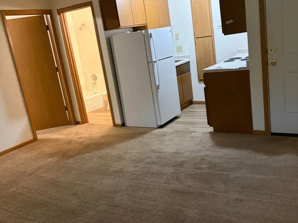 Nature Valley Apts LLC