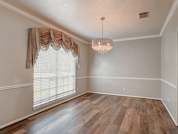 3rd image of 11314 Bucks Bridge Ln