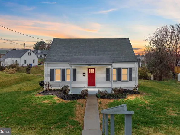 822 William St, Front Royal, VA 22630