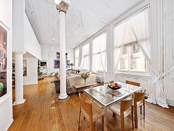 2nd image of 62 Greene St APT 2