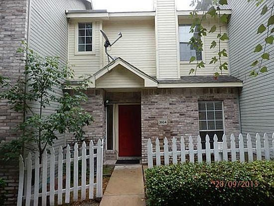 1st image of 3924 Pickett Pl #3924