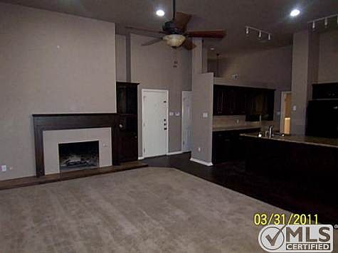 3rd image of 75 Tamarisk Cir