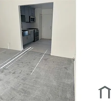952 Chester St — Photo 13