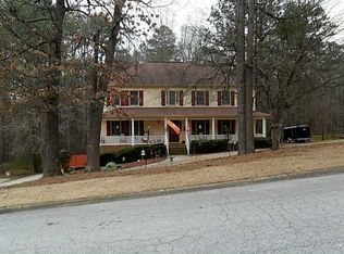 3810 Mountain Cove Rd, Snellville, GA 30039
