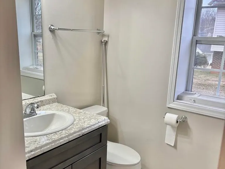 1023 Justus Dr — Photo 15