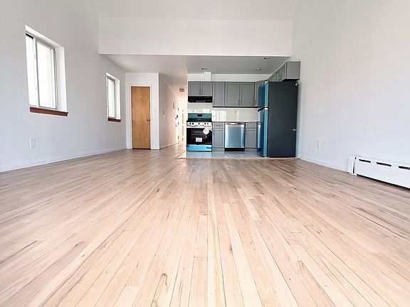 4th image of 4310 Broadway