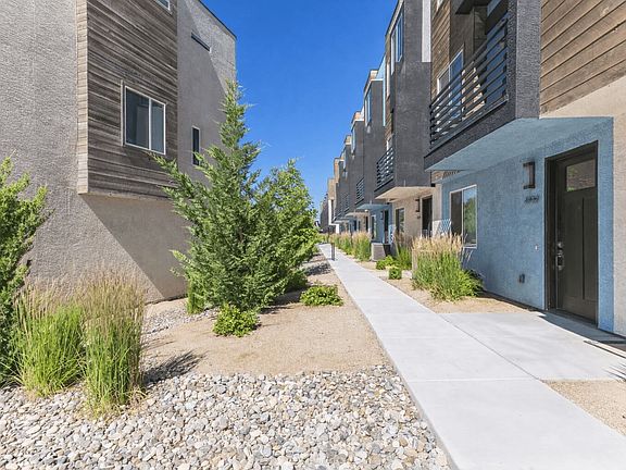2nd image of 4873 Summit Ridge Ct #4885