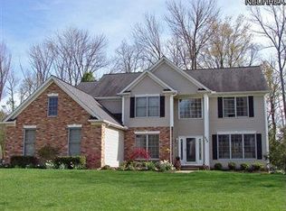 420 Walnut Ridge Trl, Aurora, OH 44202