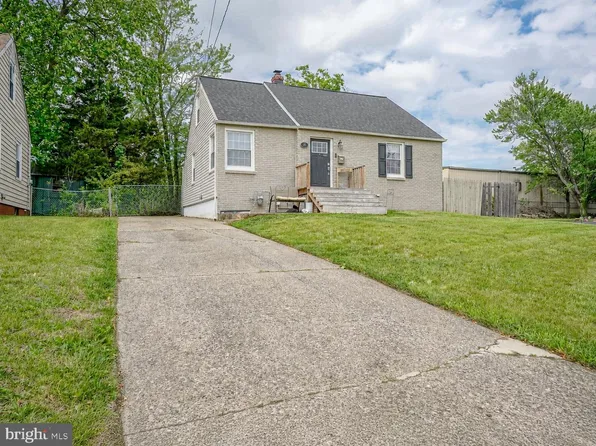 35 Saint Charles Pl, Runnemede, NJ 08078