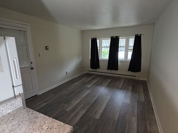 2nd image of 4228 Nottingham Way