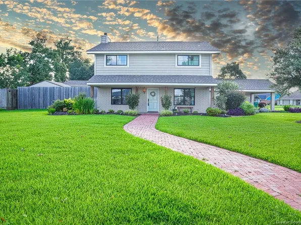 2041 Louise St, Sulphur, LA 70663