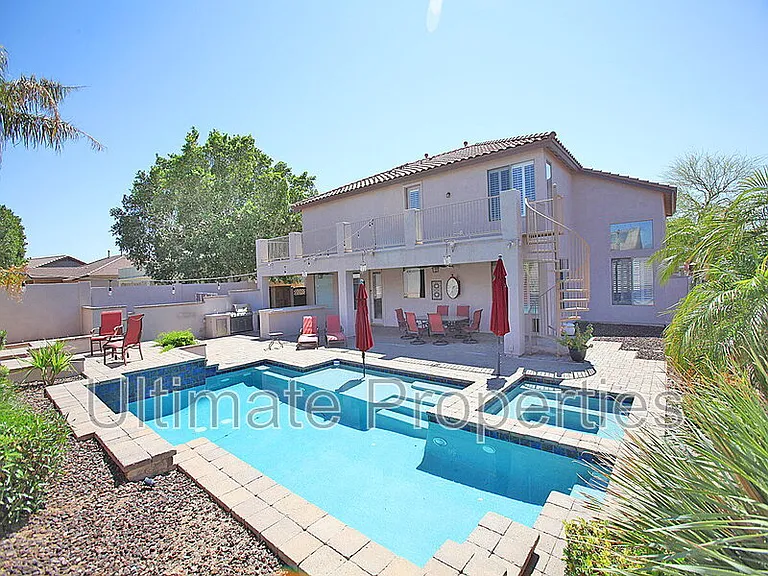 7236 W Avenida Del Rey — Photo 21