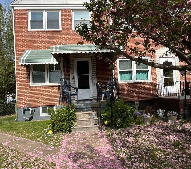 1st image of 2717 Creston Rd