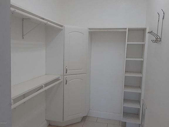 5th image of 221 Columbia Dr APT 136