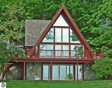 7015 E Shore Rd, Traverse City, MI, 49686