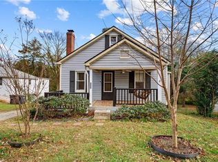 201 Hedgecock Ave, Winston Salem, NC 27104