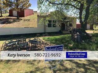 1022 S Railroad St, Marlow, OK 73055