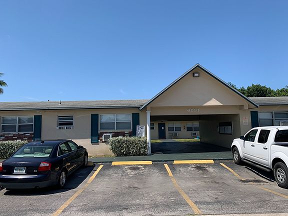 3rd image of 6031 Polk St APT 4