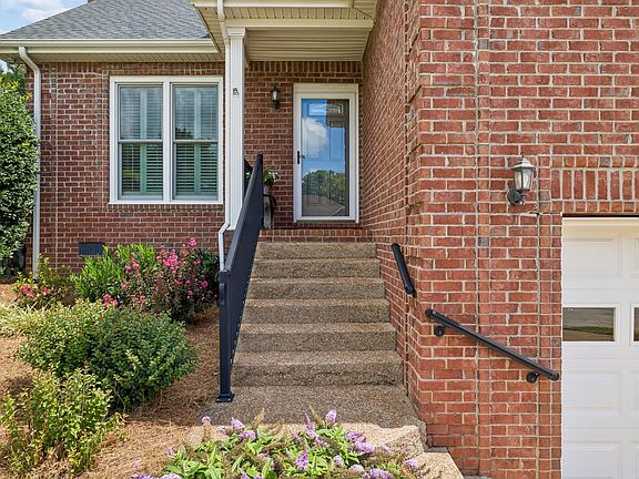 4th image of 7216 Magnolia Hills Dr
