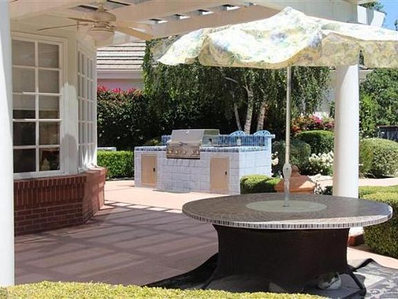 3rd image of 118 Encino Ave