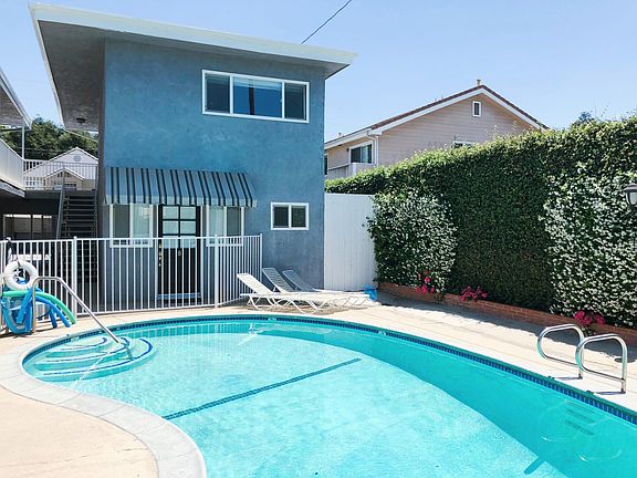 3rd image of 288 S Sierra Madre Blvd APT 4