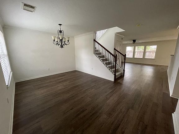 3rd image of 21142 Birchbank Ln