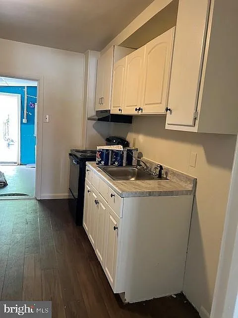 1 bed, 1.0 bath, 2140 sqft, $1,395 — Photo 2