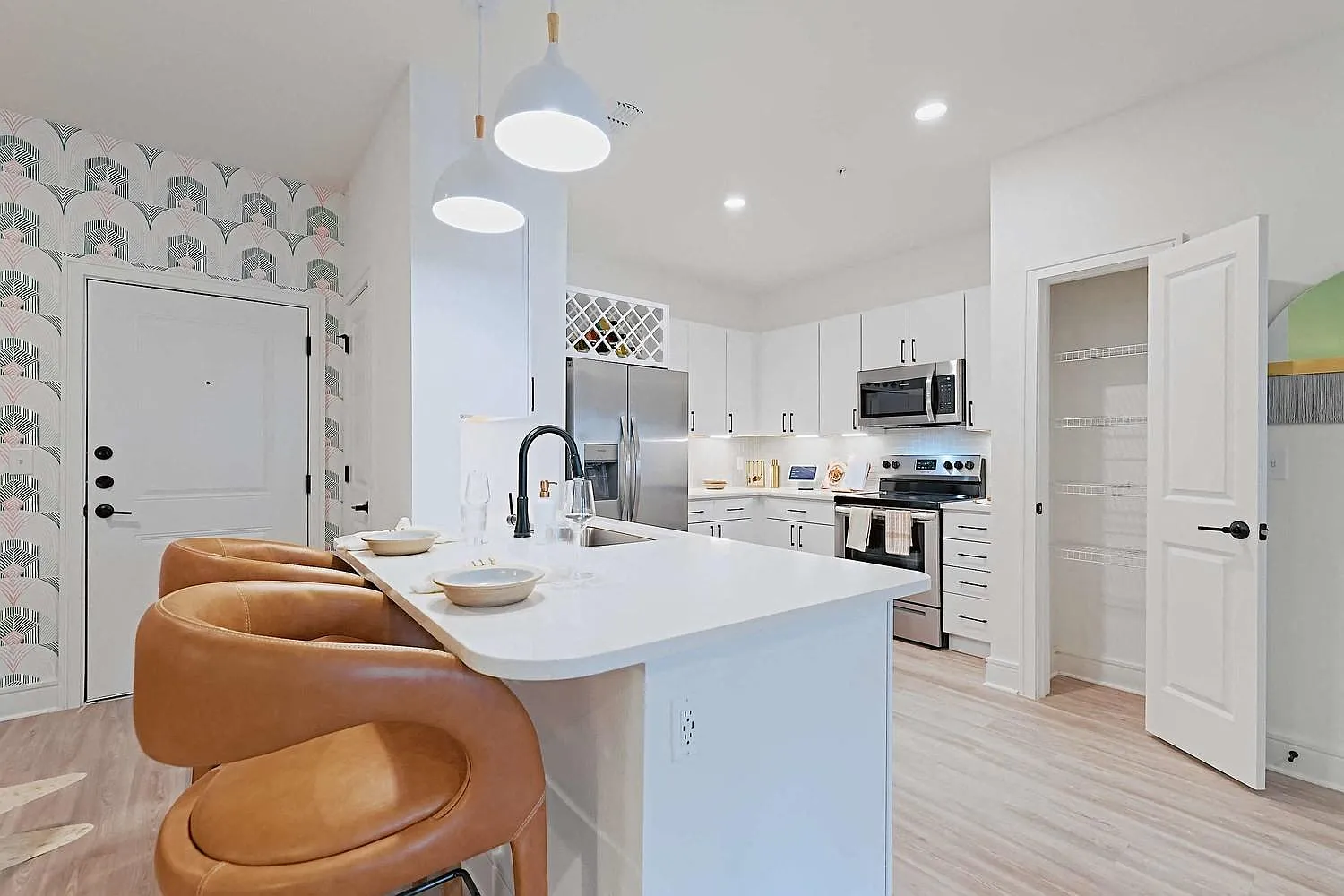 Tropia Luxury Apartments — Photo 2