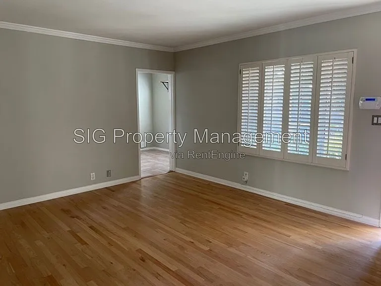 1412 N Fairview St — Photo 7