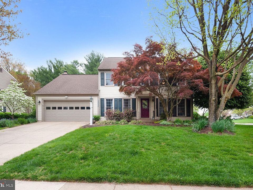 1st image of 13030 Farthingale Dr