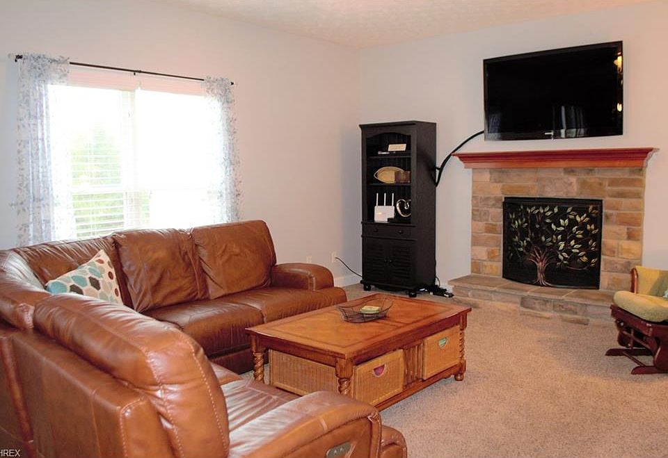 779 Longbrook Dr, Wadsworth, OH 44281 Zillow