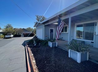 1081 Eastman Ln #1, Petaluma, CA 94952