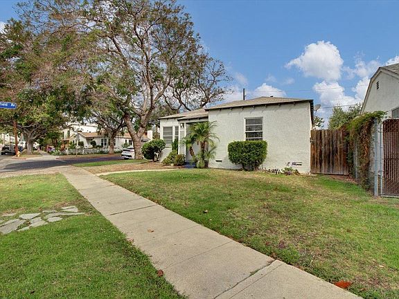 2nd image of 10983 Exposition Blvd