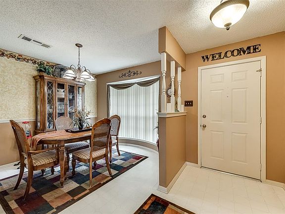 4th image of 1715 Pecan Park Dr