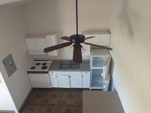 5th image of 721 N 1st St APT B