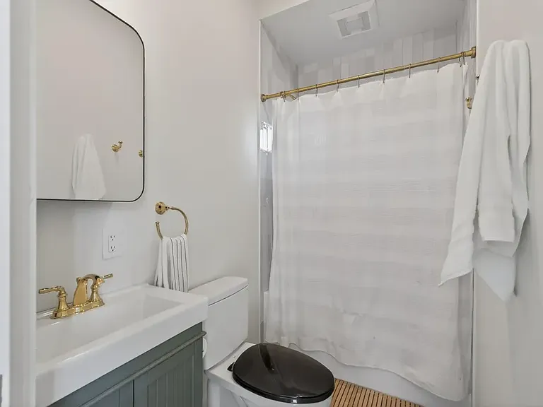 62 Saint Lawrence St #2 — Photo 9