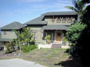 82-5677 Kahau Pl, Captain Cook, HI 96704