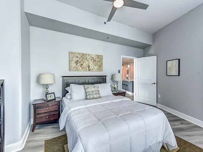 950 W Peachtree St NW #1504 — Photo 12