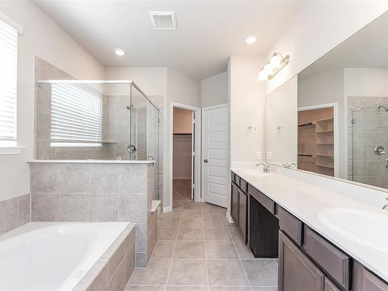 1230 Glendora Dr — Photo 15