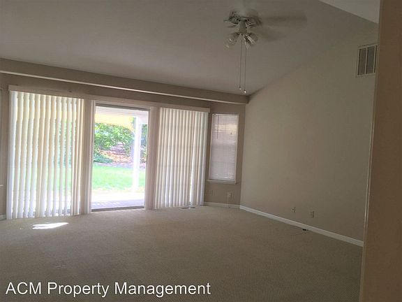 4th image of 18473 Lake Forest Dr