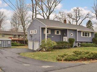 3317 Hollywood St, Mohegan Lake, NY 10547