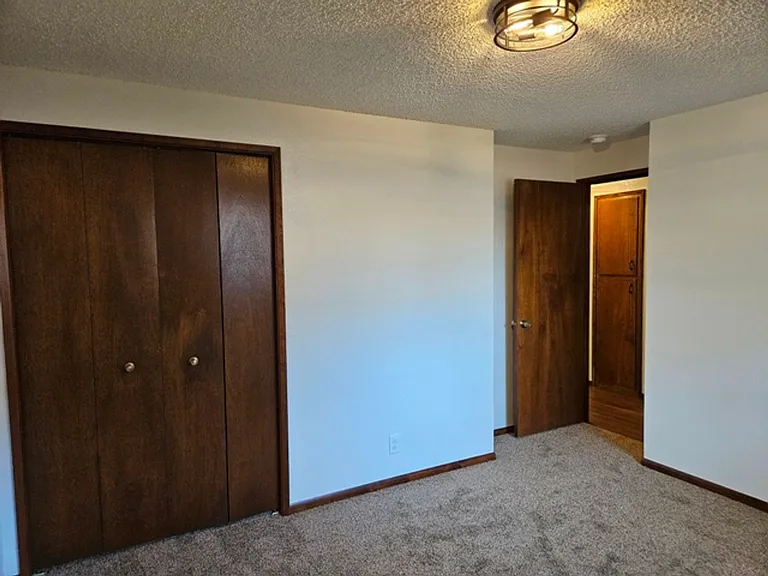 2245 Heath St S — Photo 22