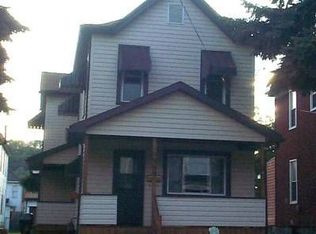 1909 4th Ave, Beaver Falls, PA
